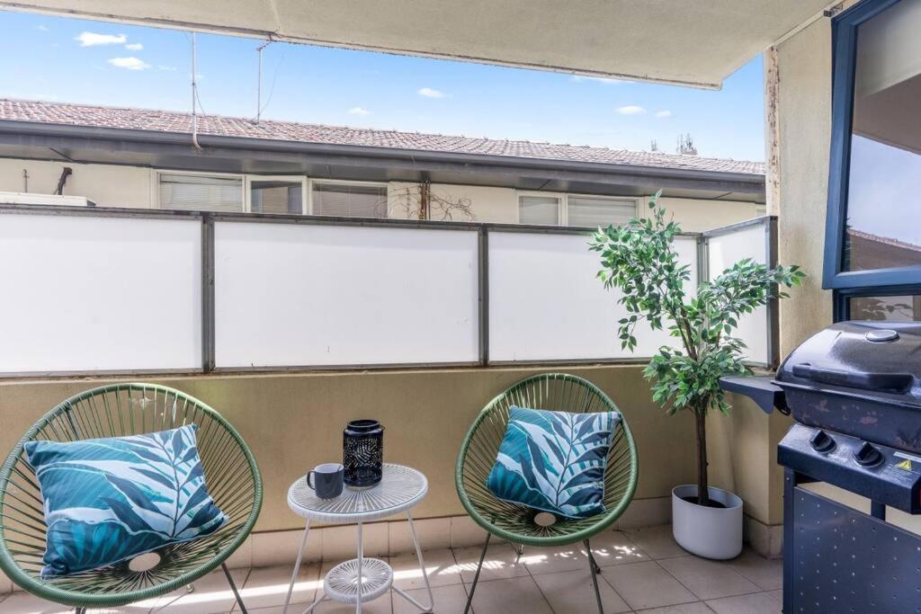 Apartamento Cozy 1 Bedder In St Kilda With Balcony Melburne Exterior foto