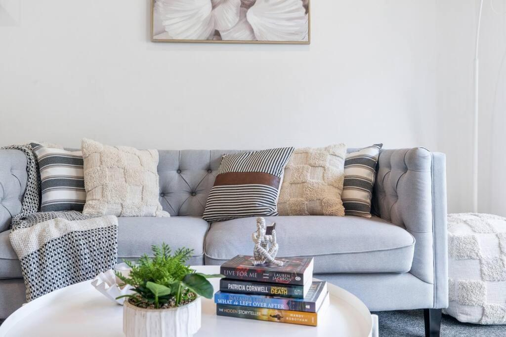 Apartamento Cozy 1 Bedder In St Kilda With Balcony Melburne Exterior foto
