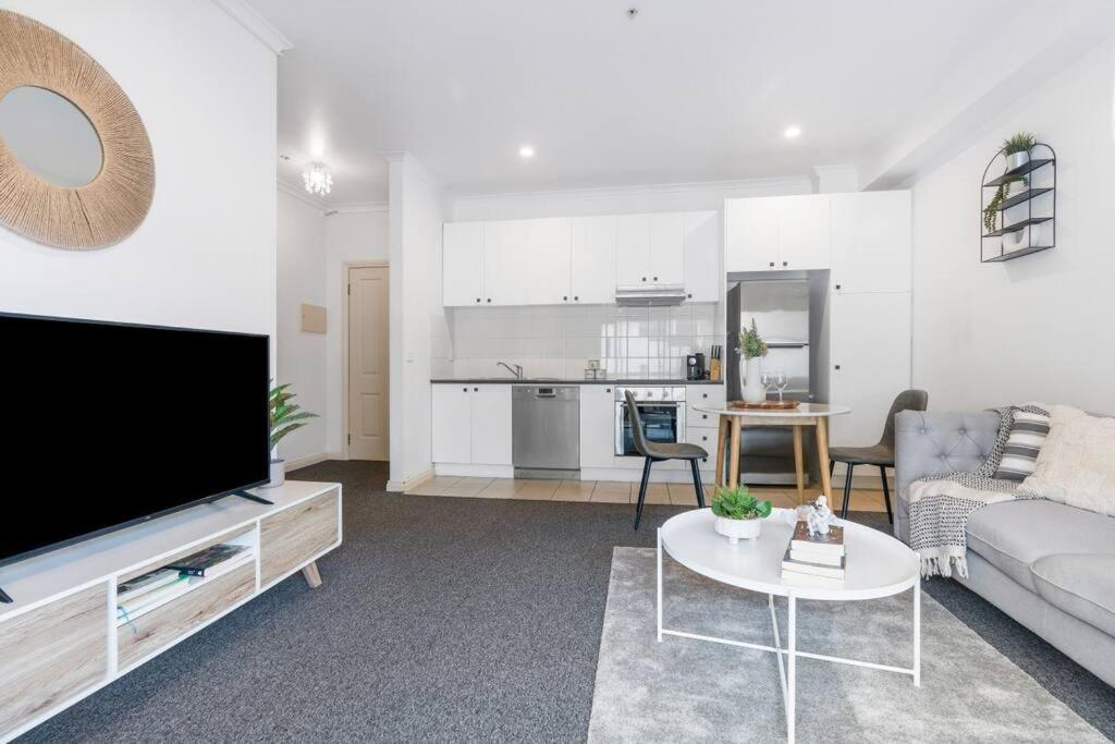 Apartamento Cozy 1 Bedder In St Kilda With Balcony Melburne Exterior foto